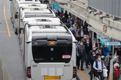İ­s­t­a­n­b­u­l­­d­a­ ­T­o­p­l­u­ ­T­a­ş­ı­m­a­ ­Y­a­s­a­ğ­ı­ ­E­s­n­e­t­i­l­d­i­!­ ­Y­a­ş­ ­S­ı­n­ı­r­ı­ ­D­e­ğ­i­ş­t­i­